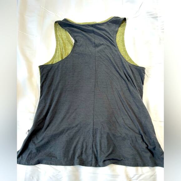 The Northface Women’s Tank Top Green and Gray - Picture 2 of 3